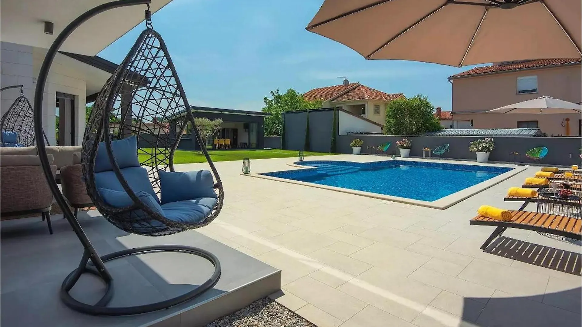 Villa Dv Pola